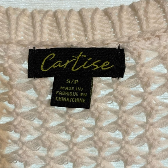 EUC Cartise crocheted oatmeal colored Sweater Jacket size small - Picture 6 of 8